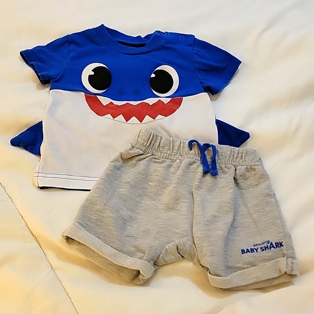 Baby Boy Baby Shark Set